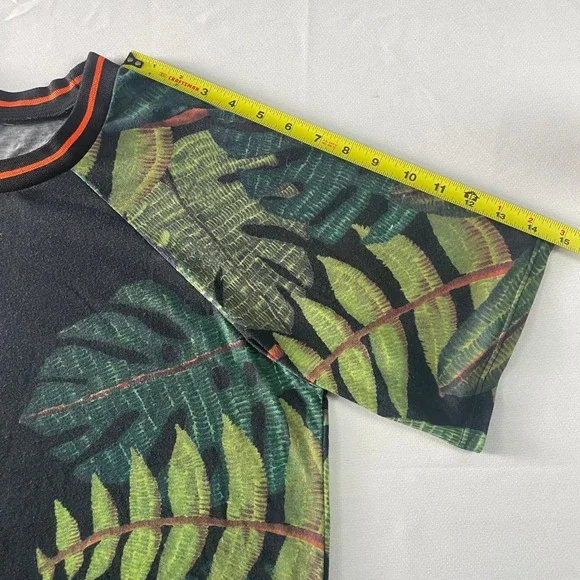 Farm Rio Printed Monstera Crew Neck Relaxed T Shirt Size Medium / Large - Picture 6 of 10